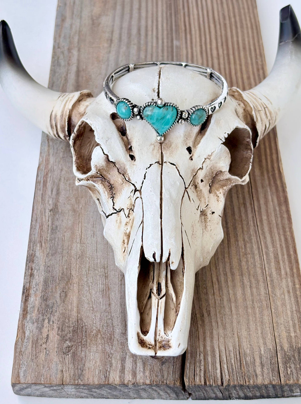 Western Style Heart Turquoise Stone Stretch Bangle Bracelet: Oval Black