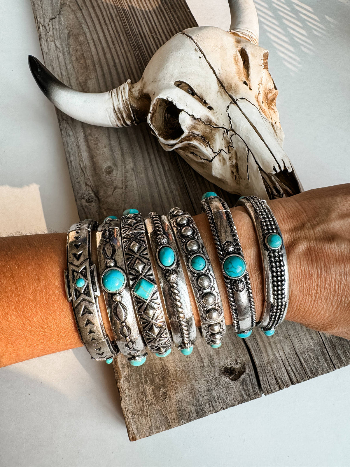 Western Metal Stretch Bangle Bracelet: 6 - CIRCLE - ROPE